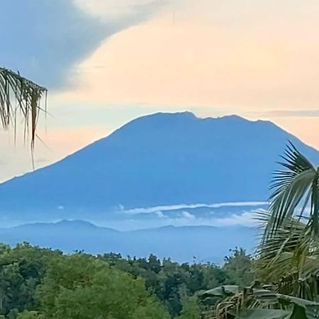 Villa Ume Tenang Нуса Пенида Экстерьер фото