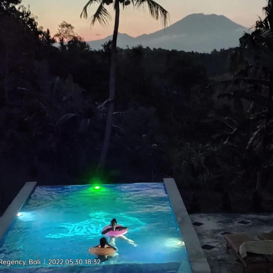Villa Ume Tenang Нуса Пенида Экстерьер фото
